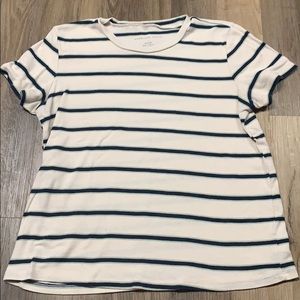 Striped American eagle t-shirt